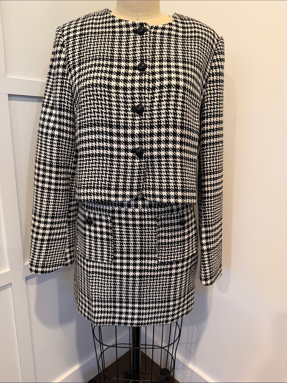 Black & White Houndstooth Jacket - Women’s Tailored Jacket and Skirt set